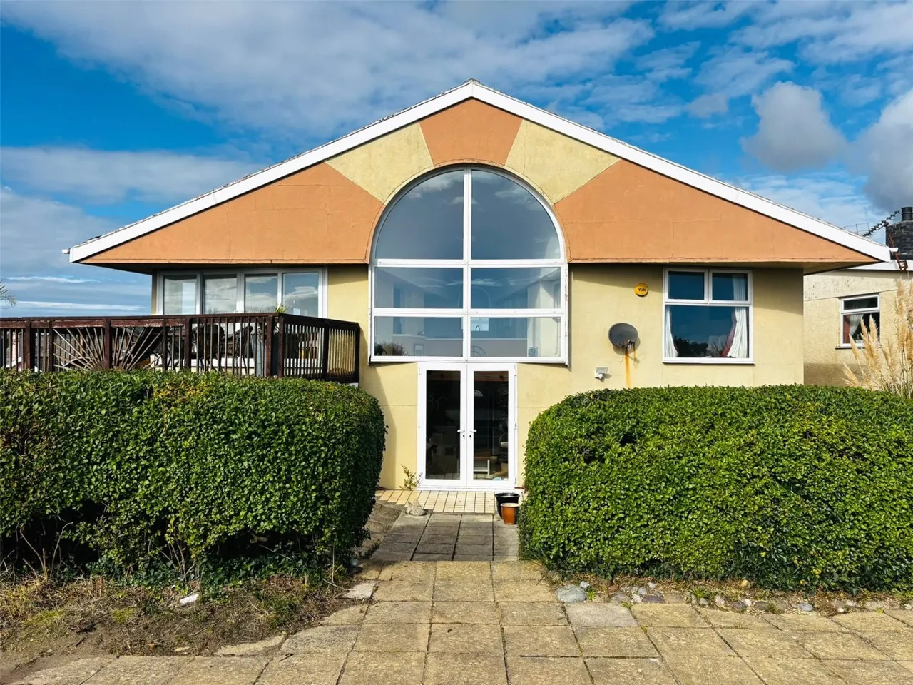 3 bed house for sale, Golf Road, Pwllheli, LL53