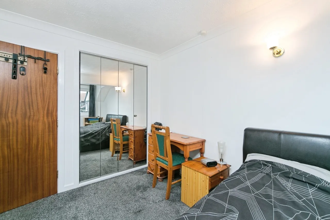 Conway Road, Colwyn Bay, LL29, photo 5