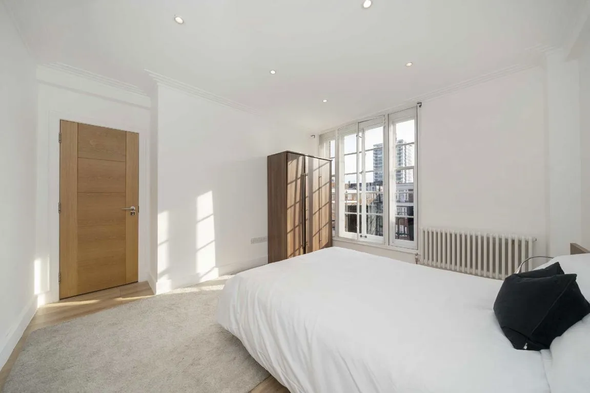 Forset Court, London, photo 3