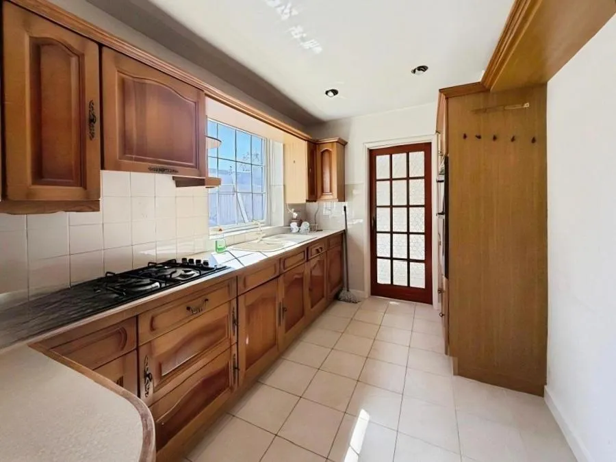 St. Lukes Road, Old Windsor, SL4, photo 6