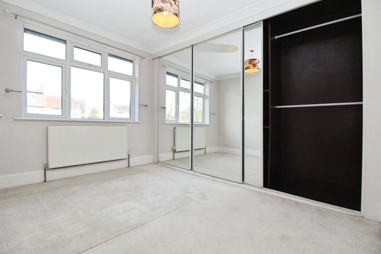 Kingsmead Avenue, Romford, Essex, RM1, photo 7