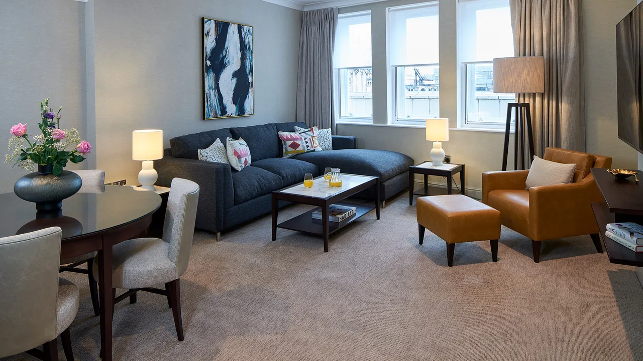 2 bed property to rent, Bow Lane, Bank, EC4M