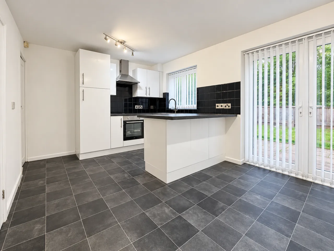 Pinewood Drive, Birmingham, B32, photo 6