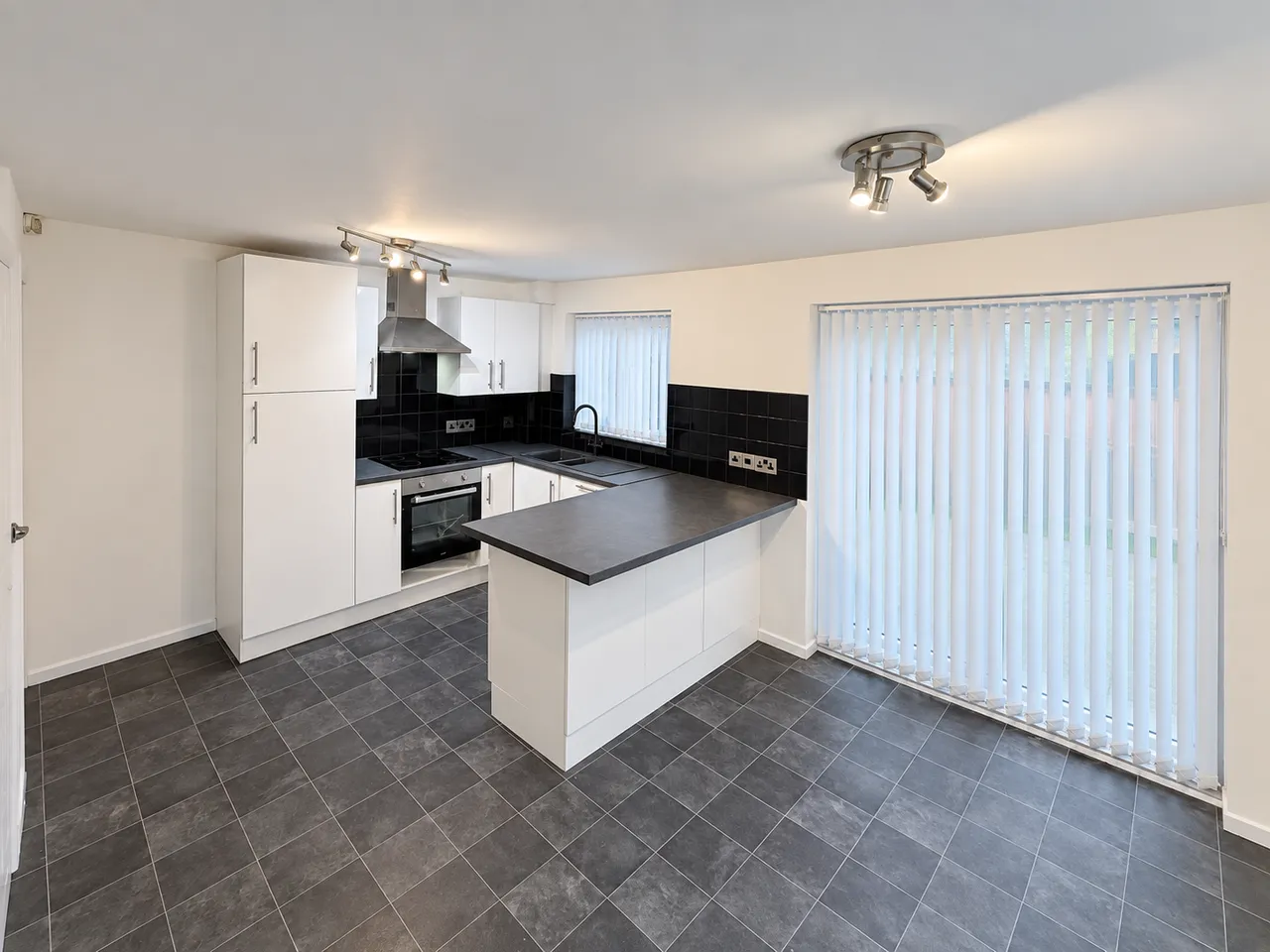 Pinewood Drive, Birmingham, B32, photo 4