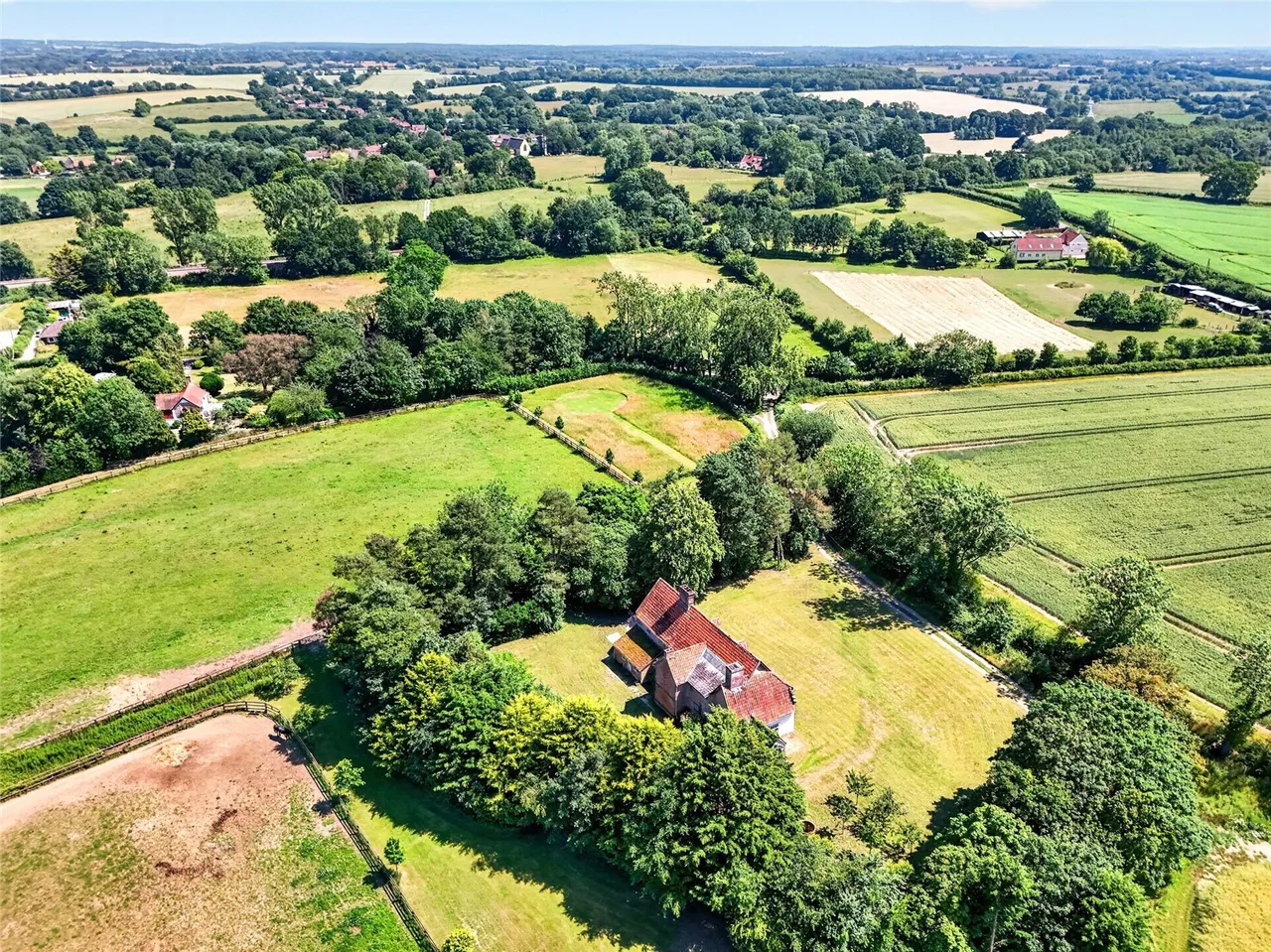 Bramfield, IP19, photo 26