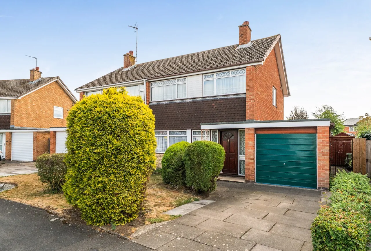 3 bed house for sale — Barton Way, Gloucestershire, Up Hatherley, GL51 3QR
