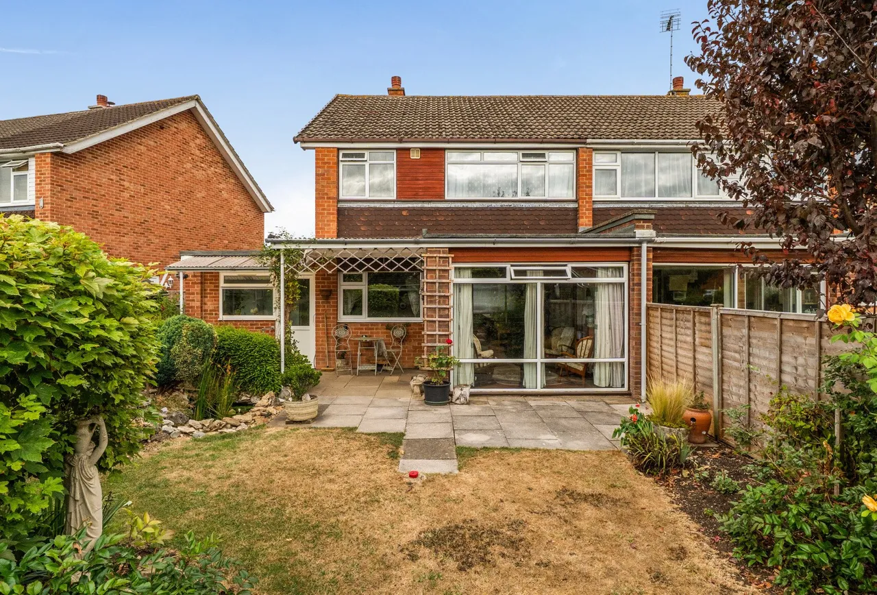Barton Way, Gloucestershire, Up Hatherley, GL51 3QR, photo 8