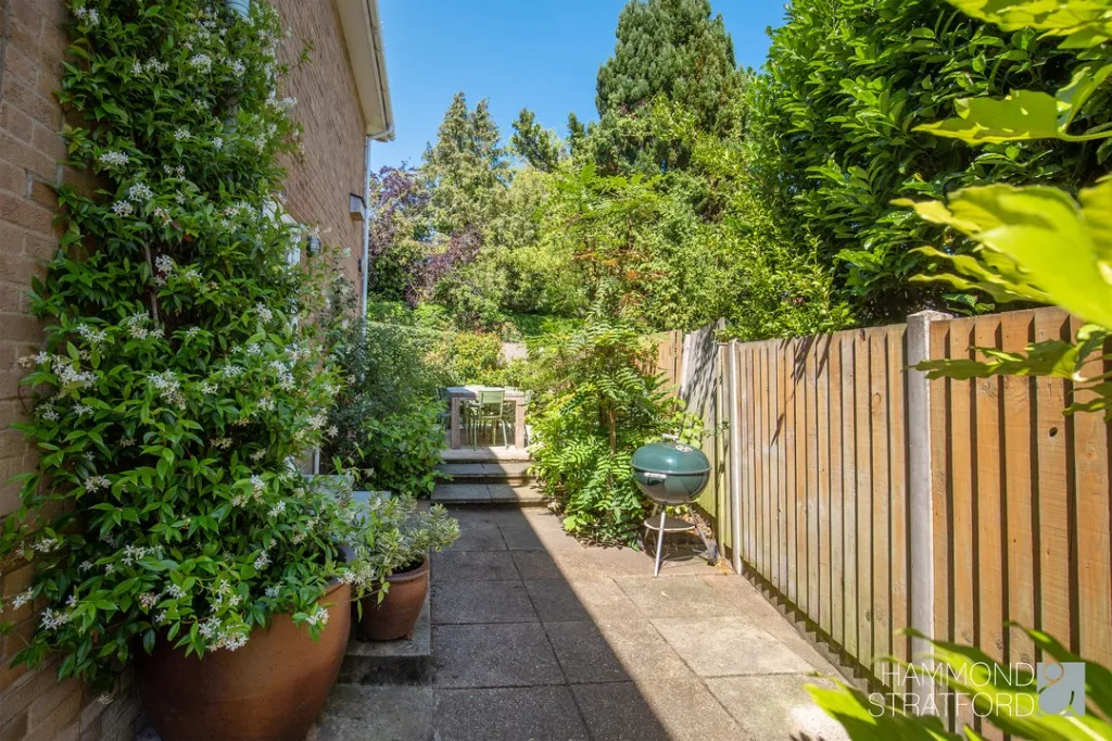 Oaklands Drive, Cringleford, photo 22