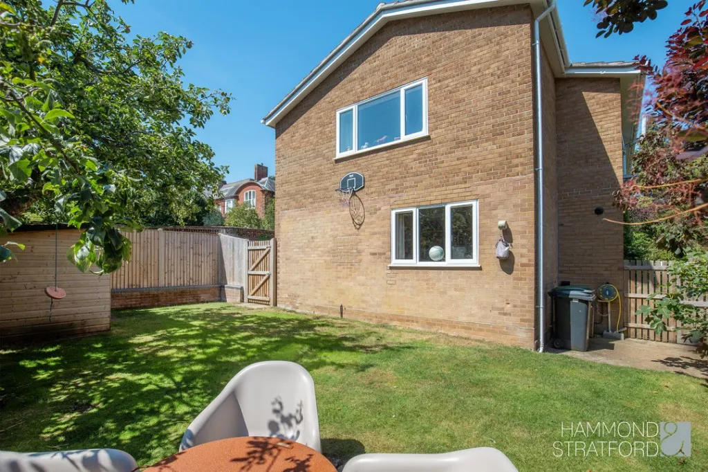 Oaklands Drive, Cringleford, photo 21