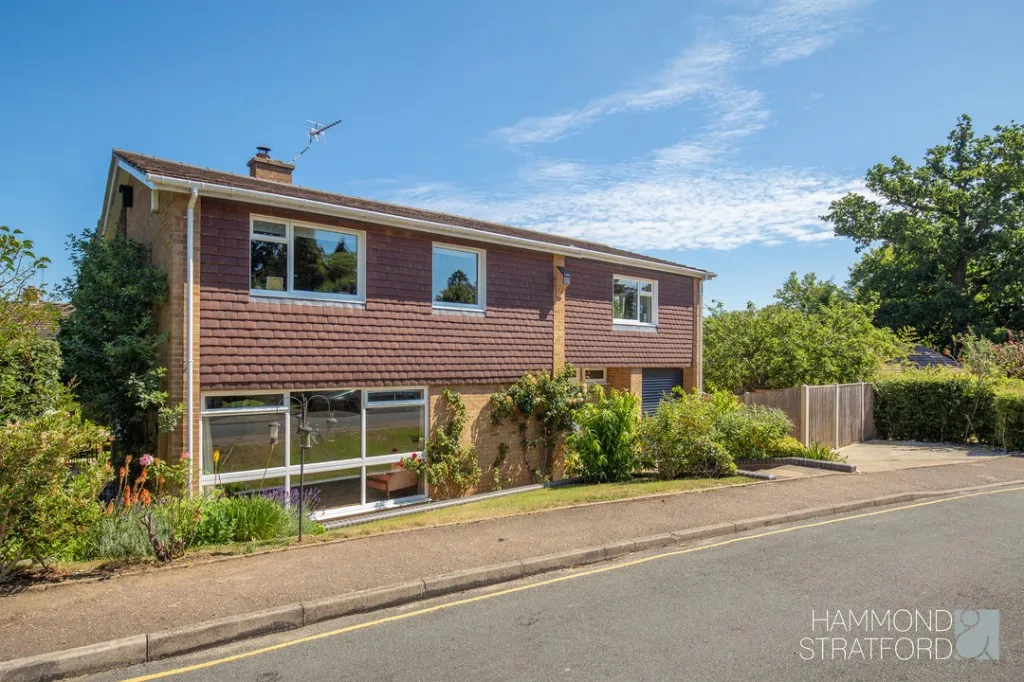 4 bed house for sale, Oaklands Drive, Cringleford