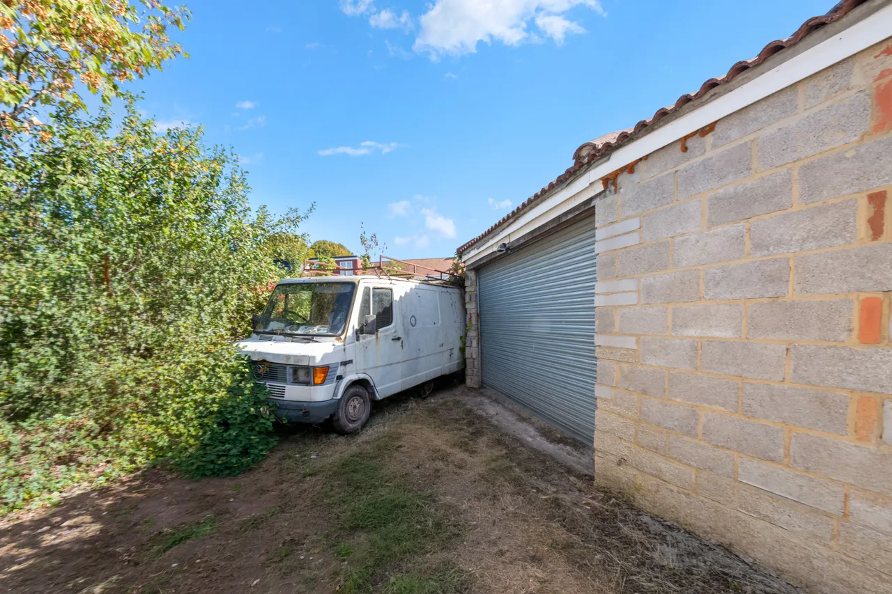 Hart Grove, Southall, UB1, photo 12