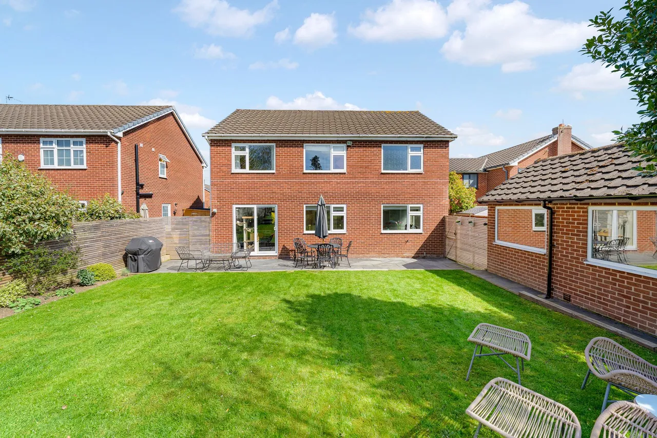 Trentham Close, Widnes, Widnes, WA8 9RH, photo 44