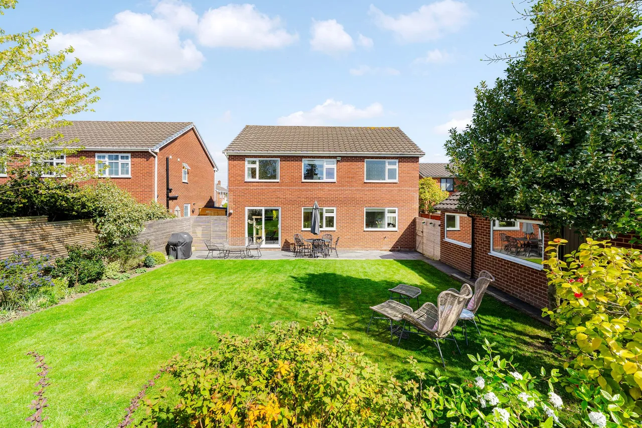 Trentham Close, Widnes, Widnes, WA8 9RH, photo 43