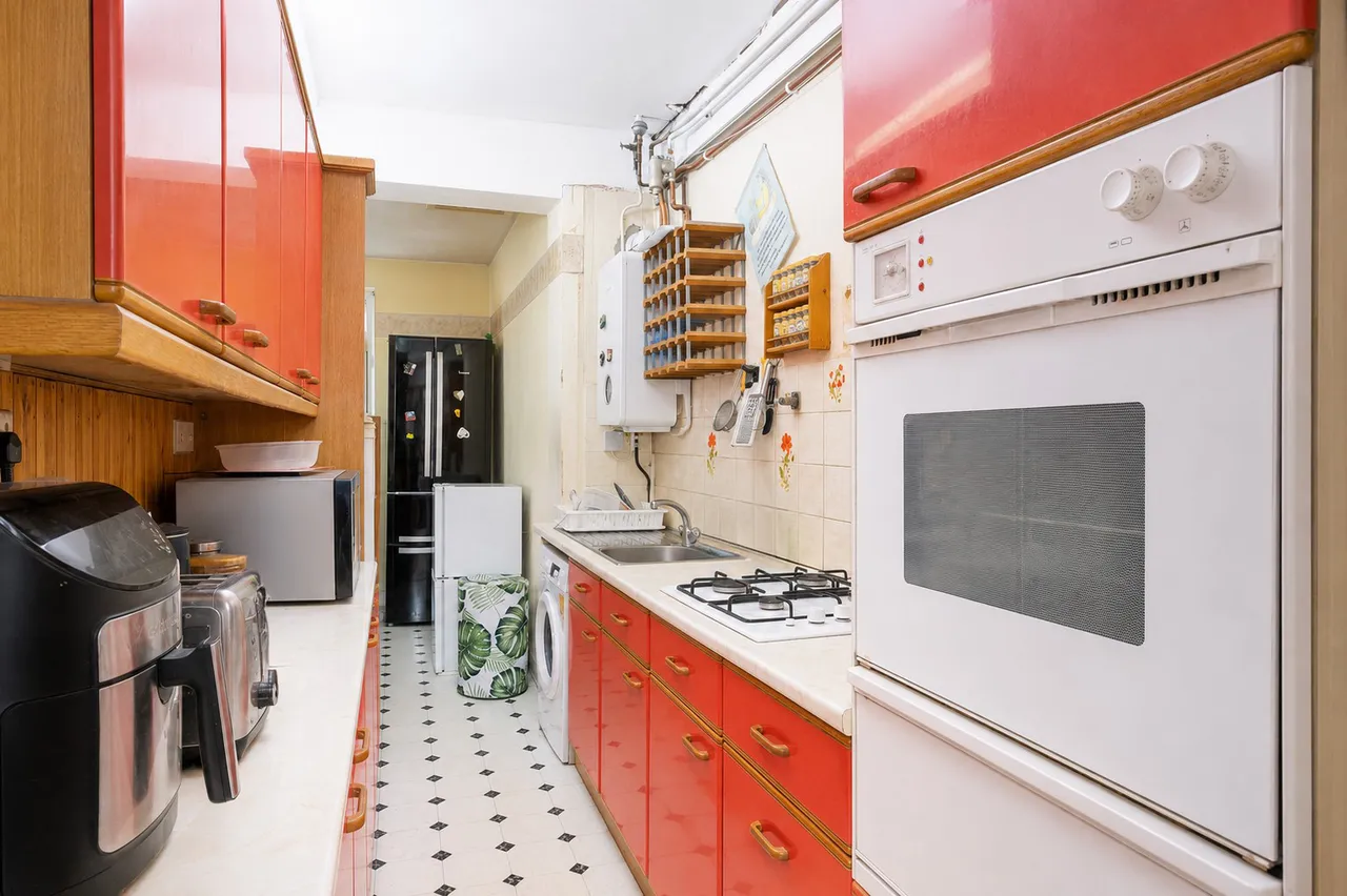 Braemar Avenue, Thornton Heath, CR7, photo 9