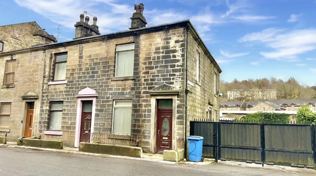 Market Street, Bacup, OL13, photo 16