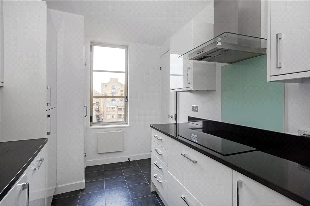 Queen Elizabeth Street, London, SE1, photo 6
