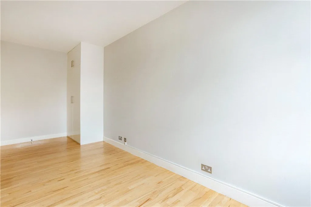 Queen Elizabeth Street, London, SE1, photo 27