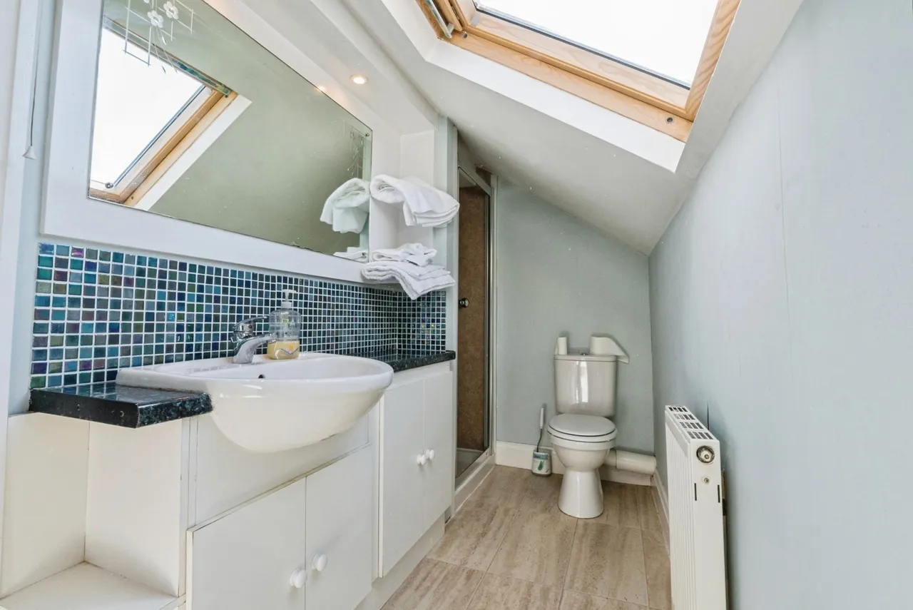 Devonshire Road, Lytham St. Annes, FY8, photo 22