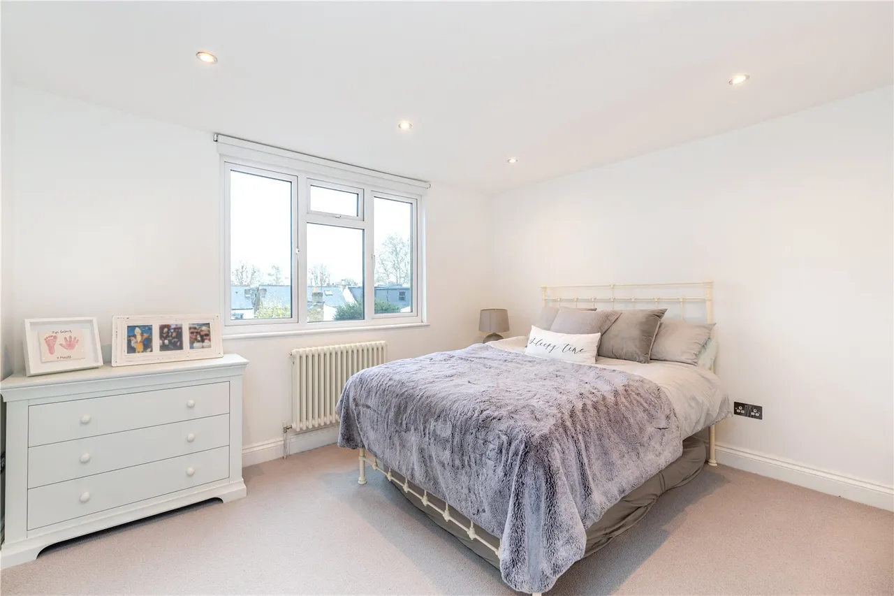 St Margaret's Grove, St Margarets, Twickenham, TW1 1JG, photo 6