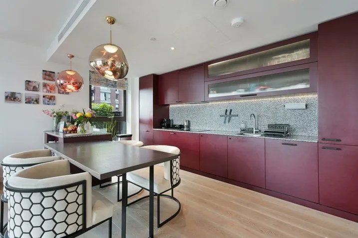 Embassy Gardens, SW11, photo 3