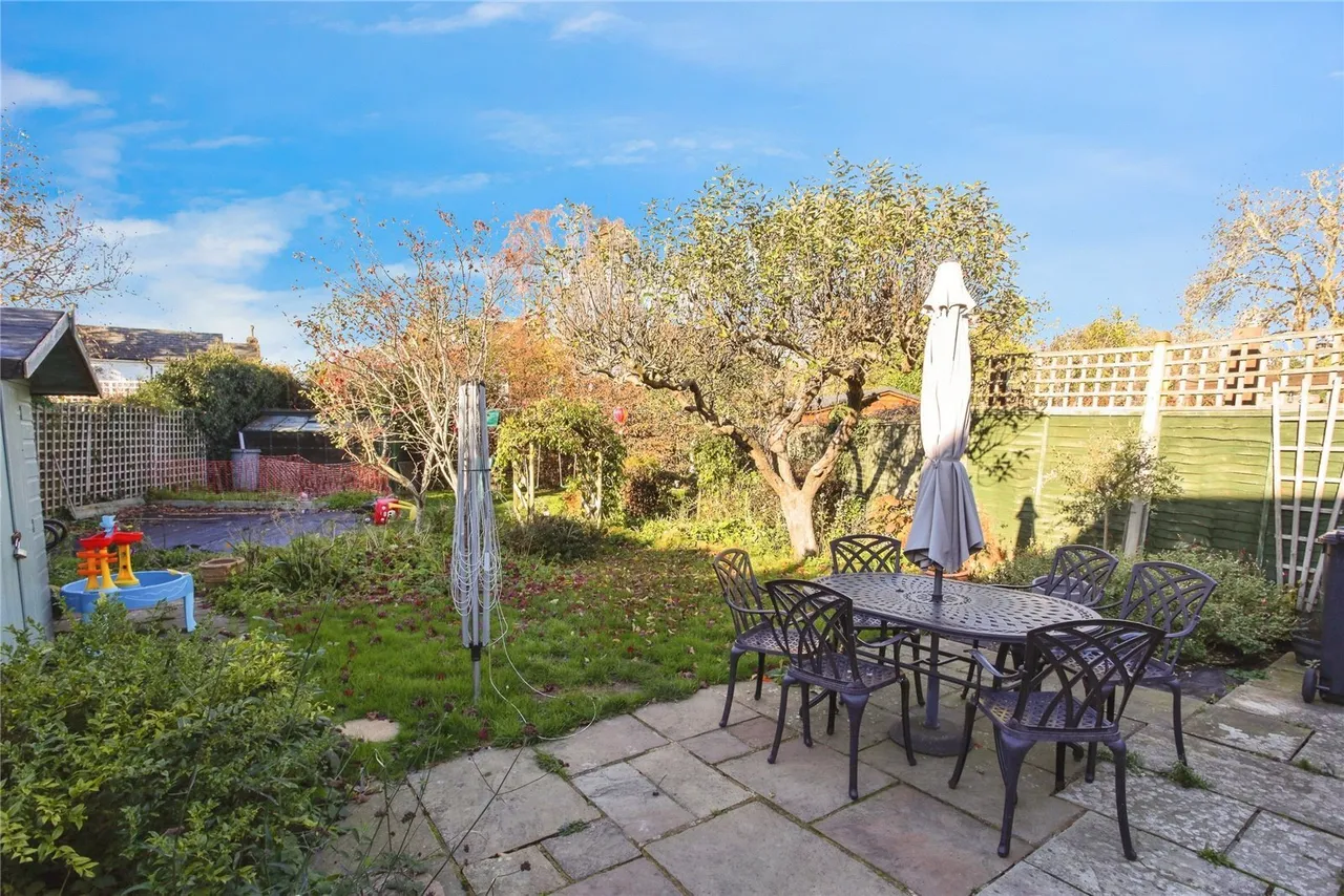 Forest Road, Paddock Wood, TN12, photo 6