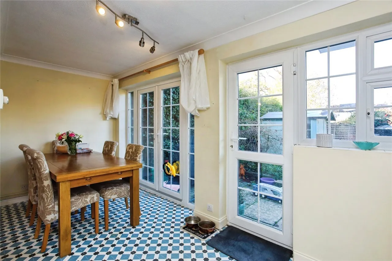 Forest Road, Paddock Wood, TN12, photo 12