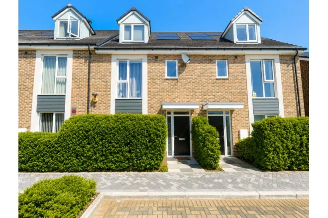 Masterman Place, Uxbridge, UB10, photo 13
