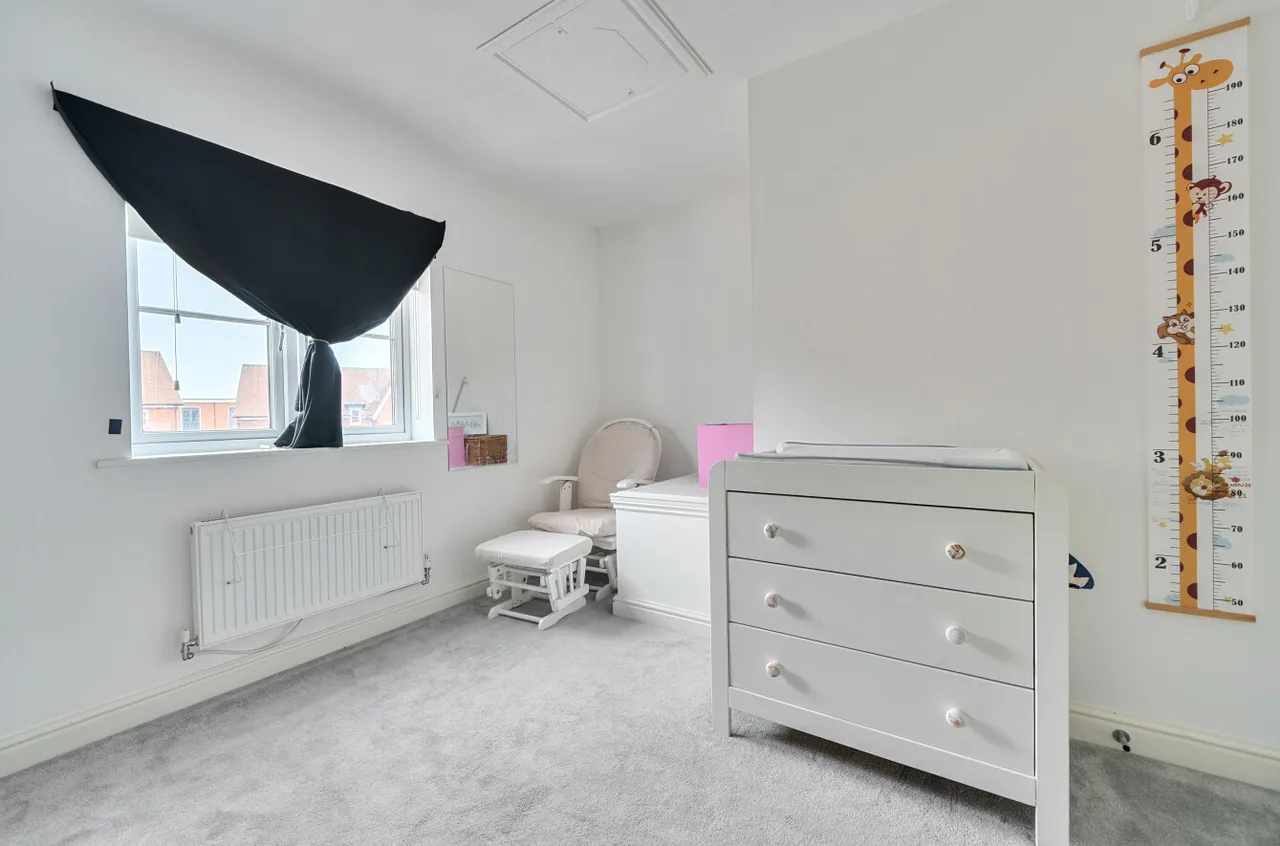 Outfield Crescent, Wokingham, Berkshire, RG40 2EU, photo 22