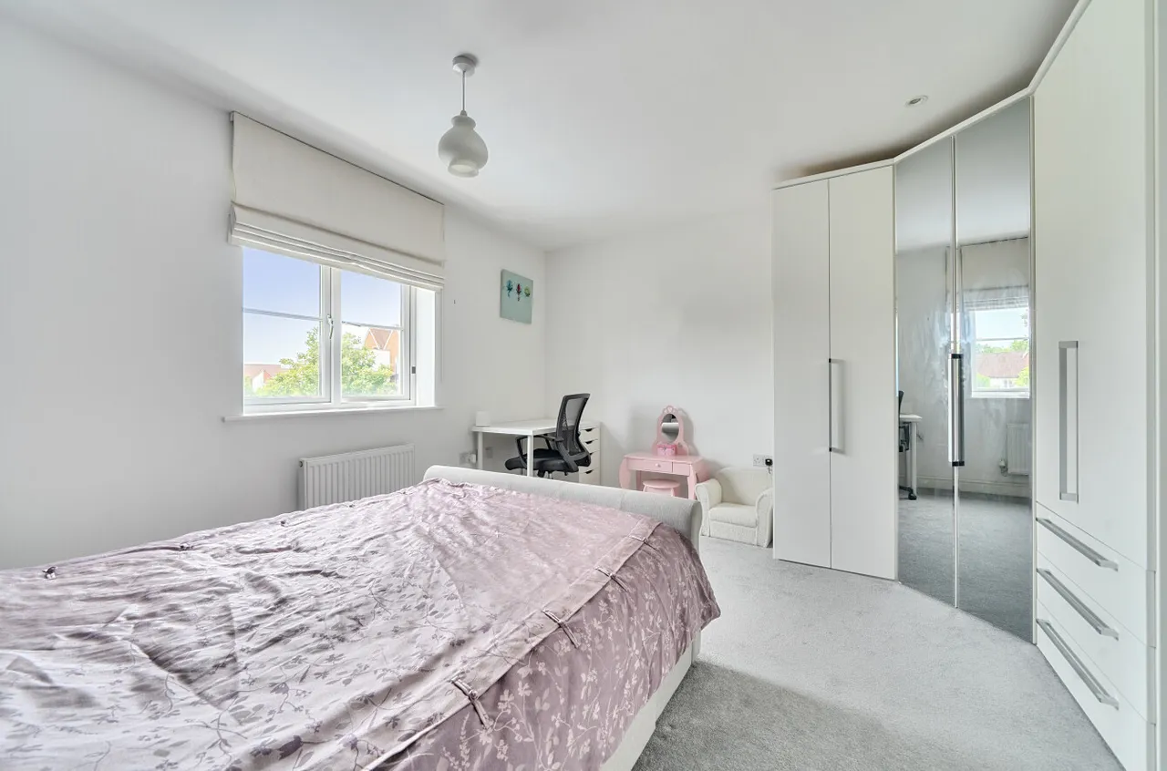 Outfield Crescent, Wokingham, Berkshire, RG40 2EU, photo 18