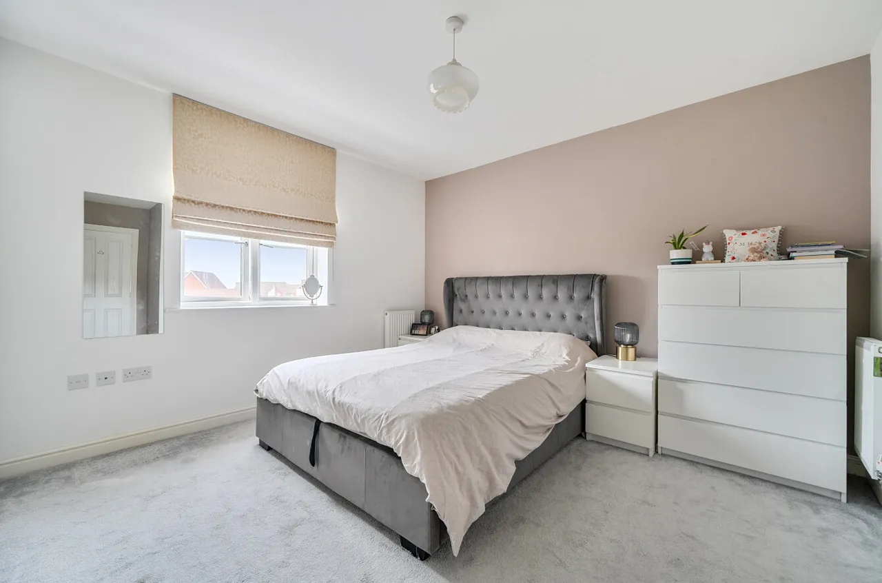 Outfield Crescent, Wokingham, Berkshire, RG40 2EU, photo 16