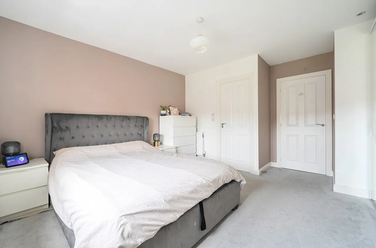 Outfield Crescent, Wokingham, Berkshire, RG40 2EU, photo 15