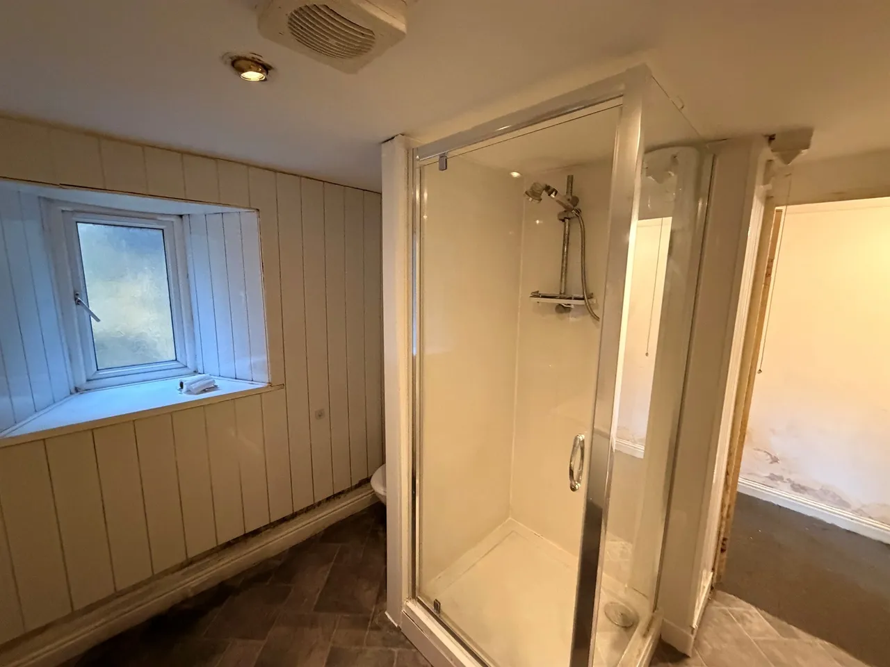Cliff Terrace, Pontypridd, CF37, photo 6