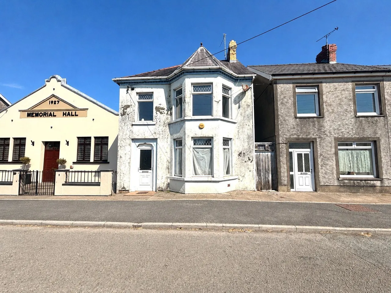 4 bed house for sale, Market Street, Whitland, SA34