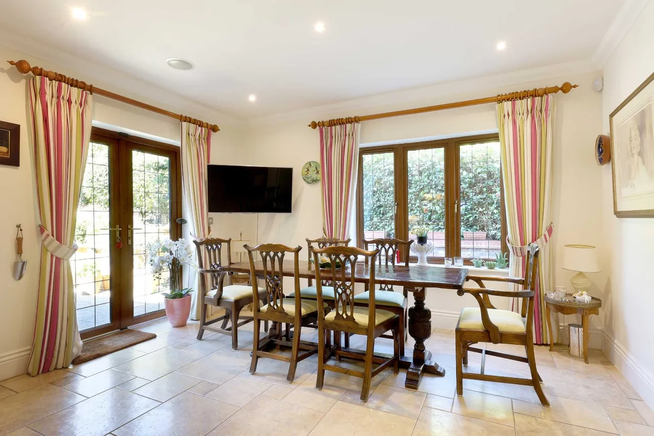 Forty Green Road, Knotty Green, HP9, photo 8