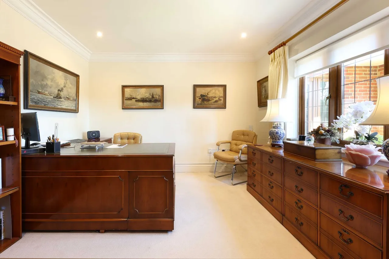 Forty Green Road, Knotty Green, HP9, photo 10