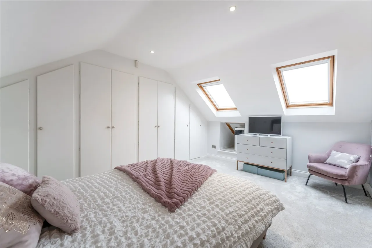 Fulwood Gardens, Twickenham, TW1 1EN, photo 12