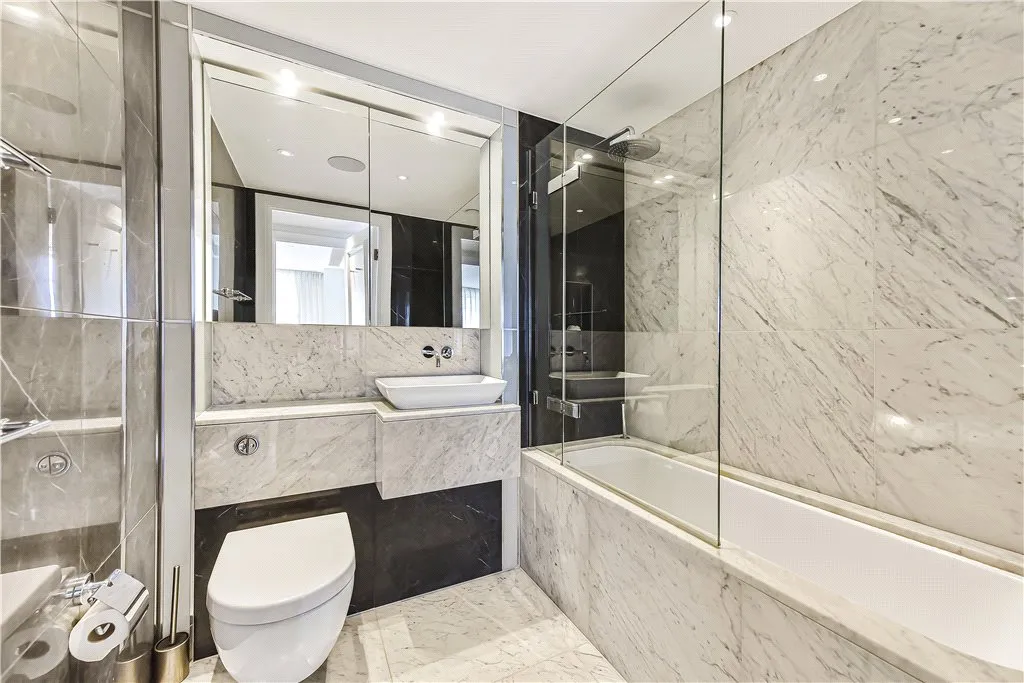 Carnwath Road, London, SW6, photo 6