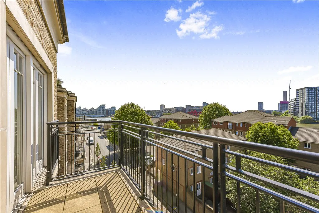 Carnwath Road, London, SW6, photo 10