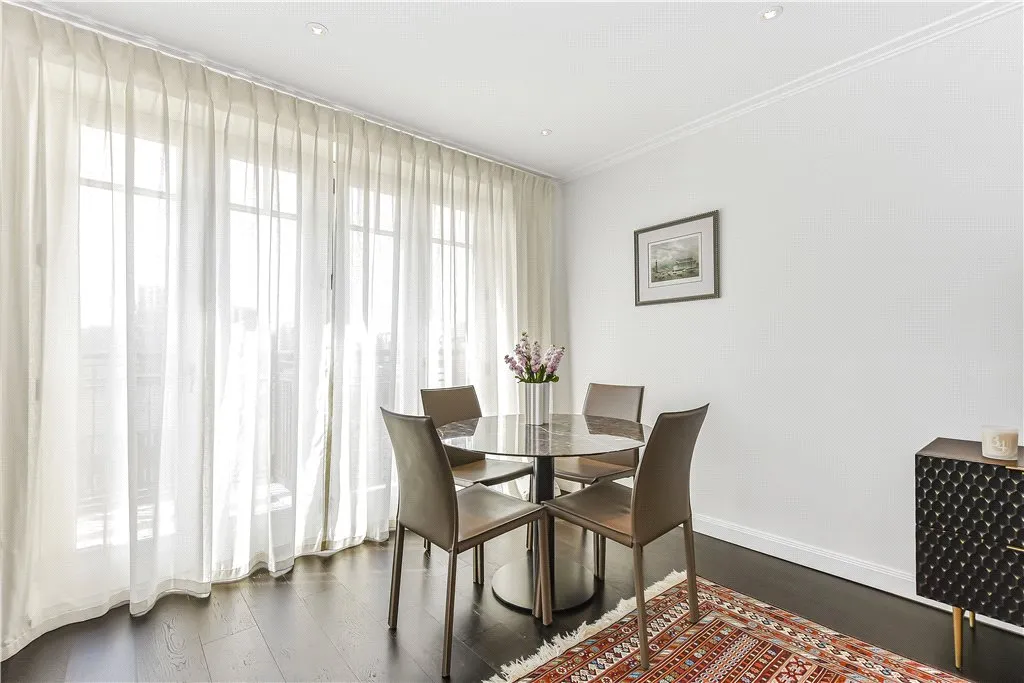 Carnwath Road, London, SW6, photo 15