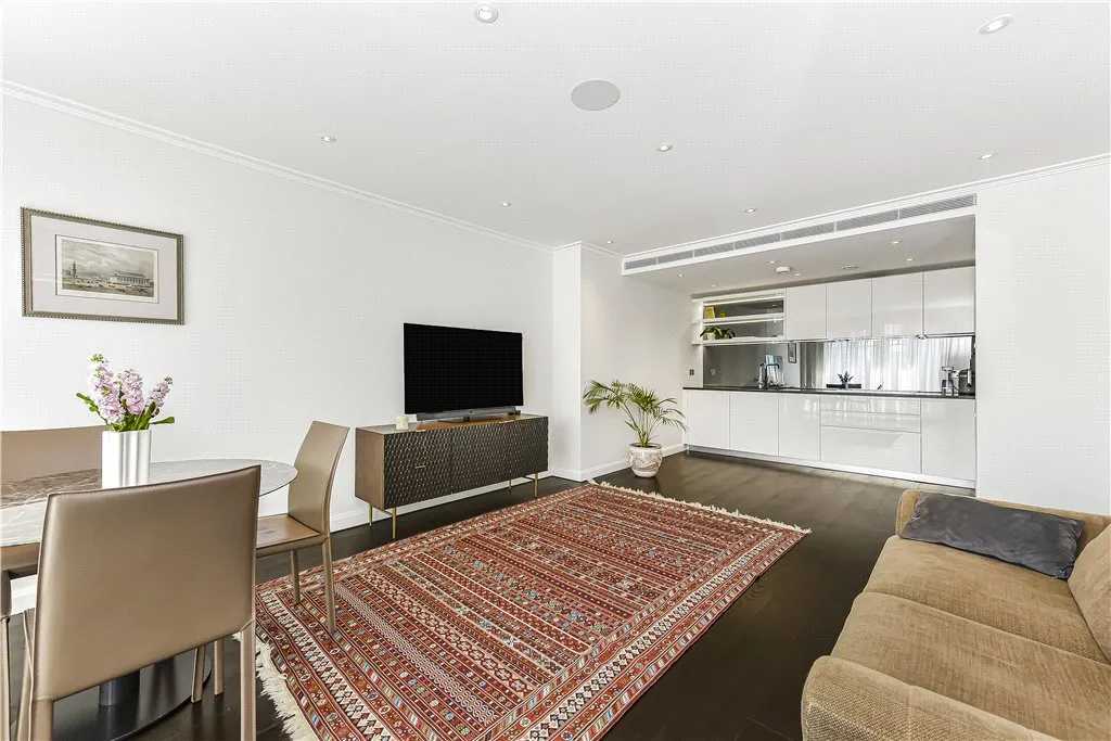 Carnwath Road, London, SW6, photo 14