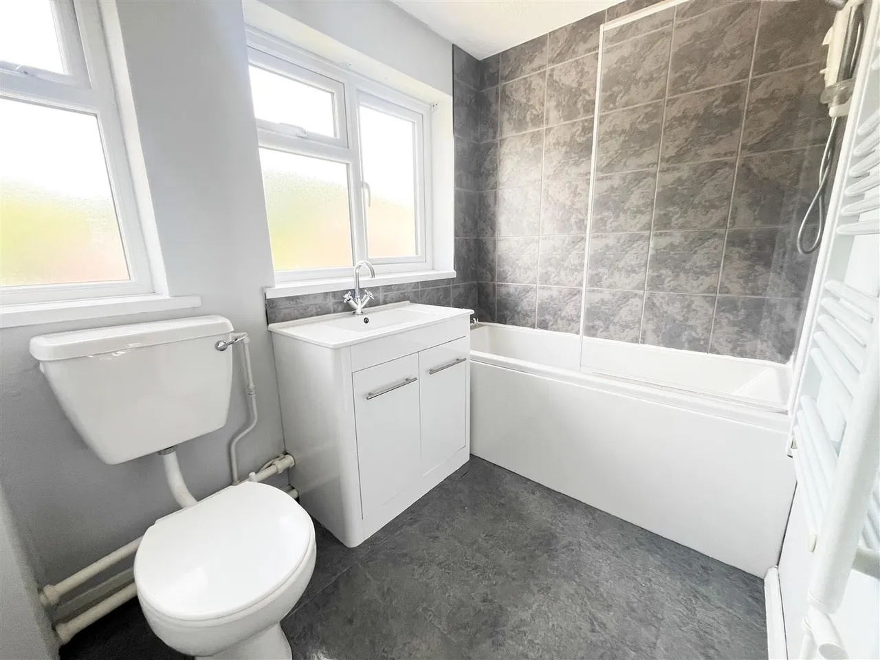 Grange Close, Horam, Heathfield, TN21 0EG, photo 7