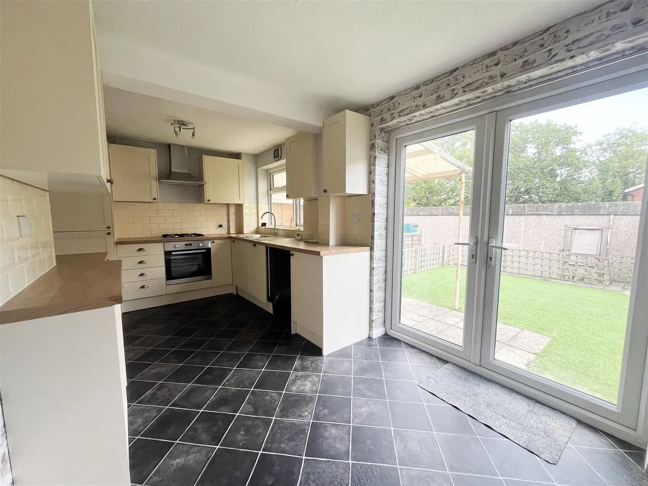 Grange Close, Horam, Heathfield, TN21 0EG, photo 5