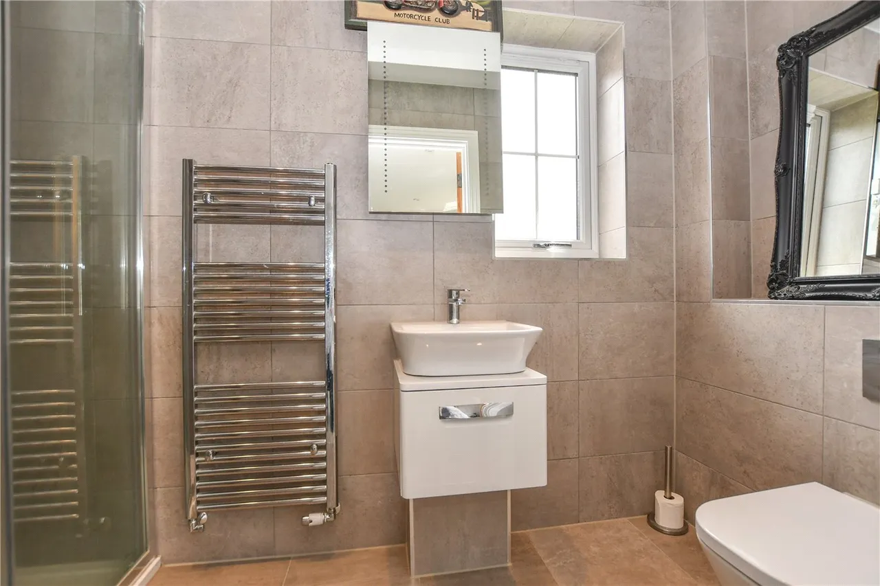 Woodfield Place, Binfield, RG42, photo 10