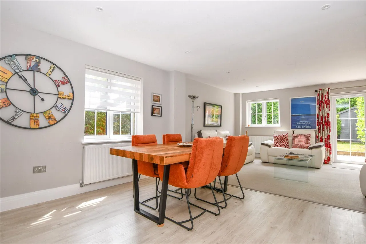 Woodfield Place, Binfield, RG42, photo 5