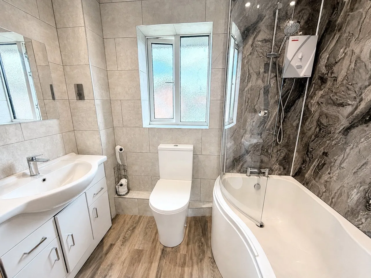 Fernwood Close, Brompton, Northallerton, North Yorkshire, DL6, photo 13