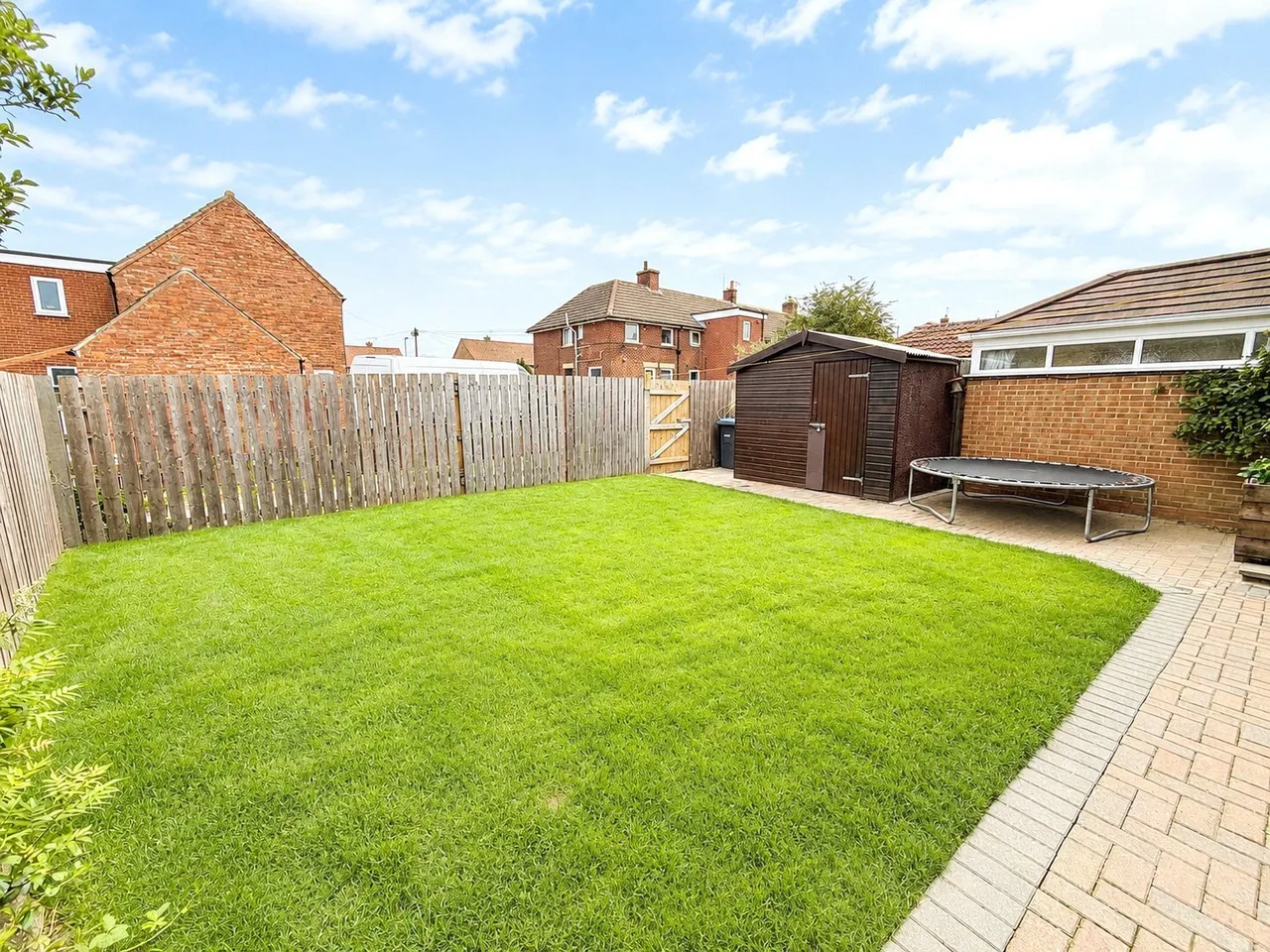 Fernwood Close, Brompton, Northallerton, North Yorkshire, DL6, photo 10