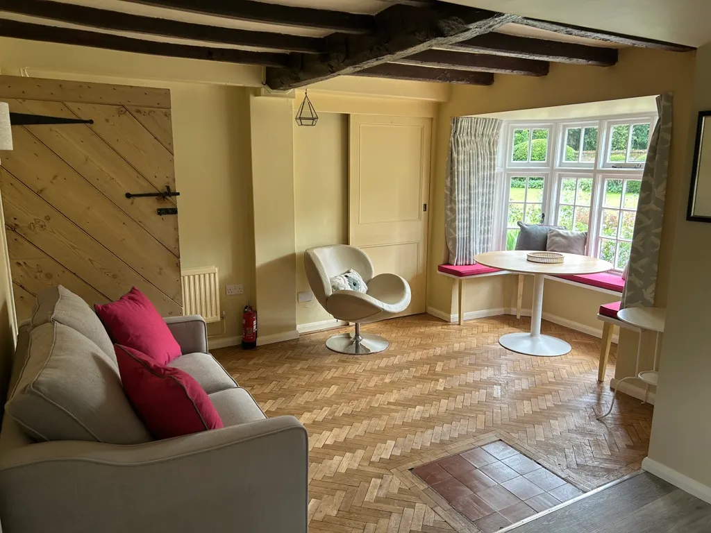 flat to rent, Gravel Lane, Drayton