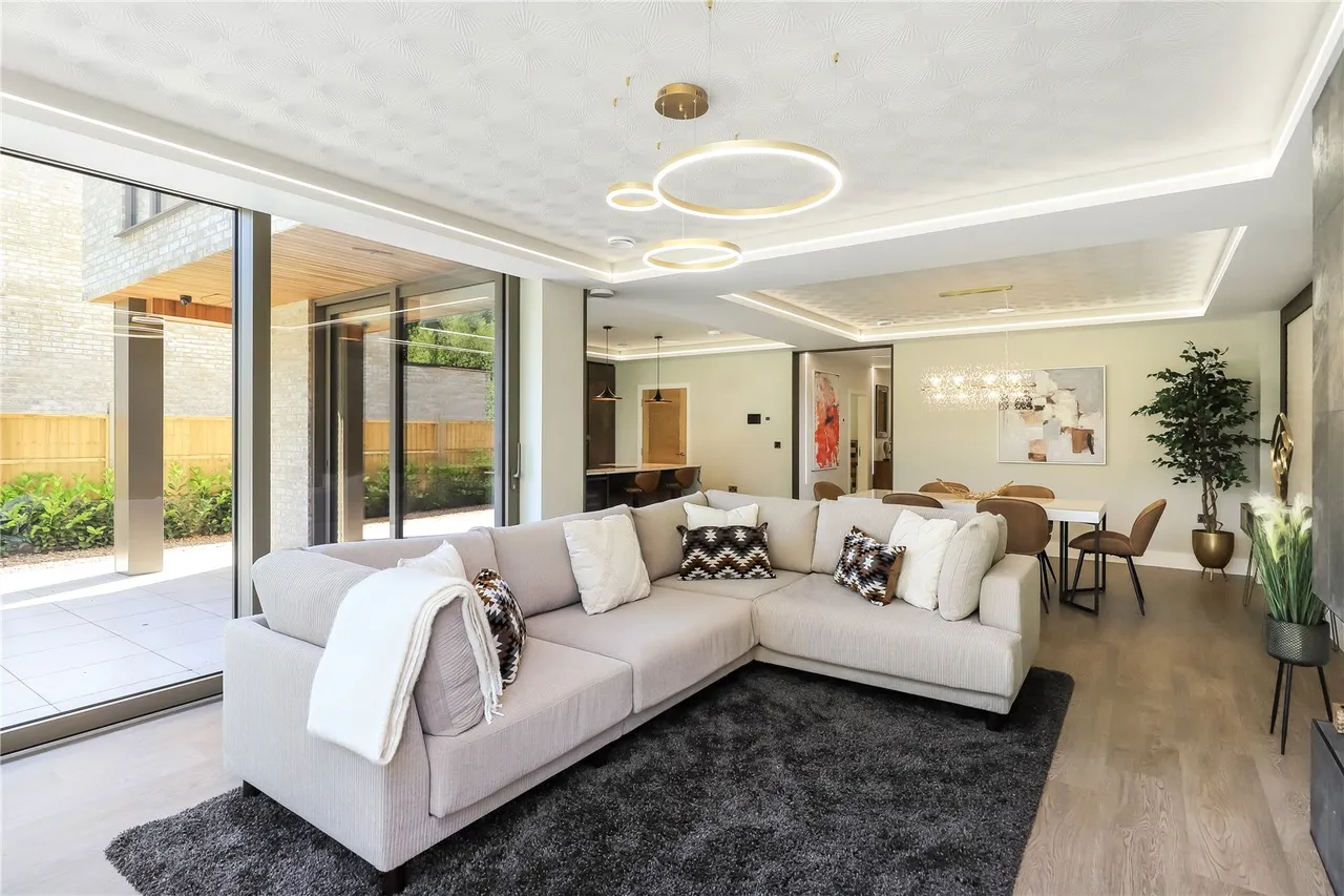 Danes Road, Awbridge, Romsey, Hampshire, SO51 0HL, photo 14