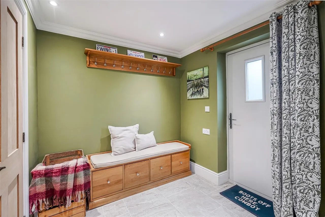 Beech House, West View, photo 6