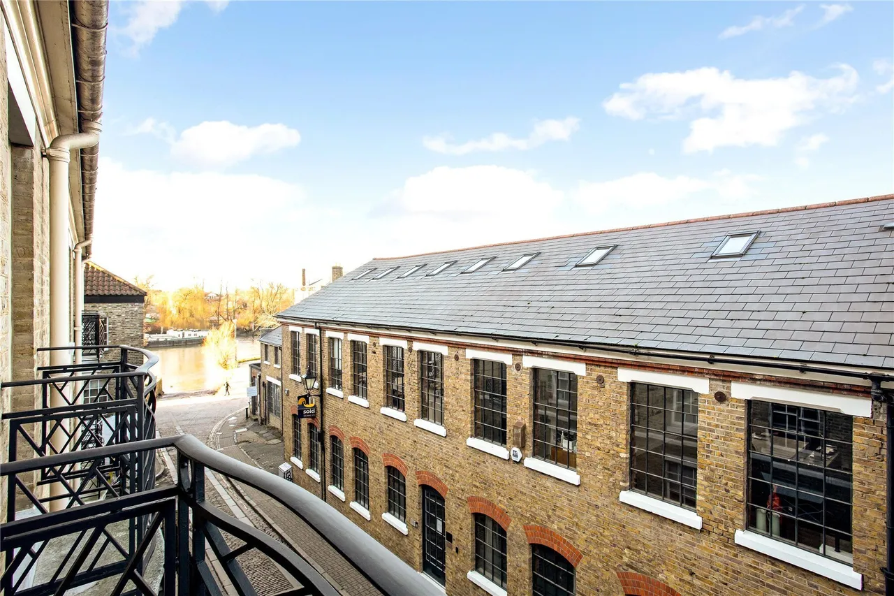 Water Lane, Richmond, TW9, photo 3
